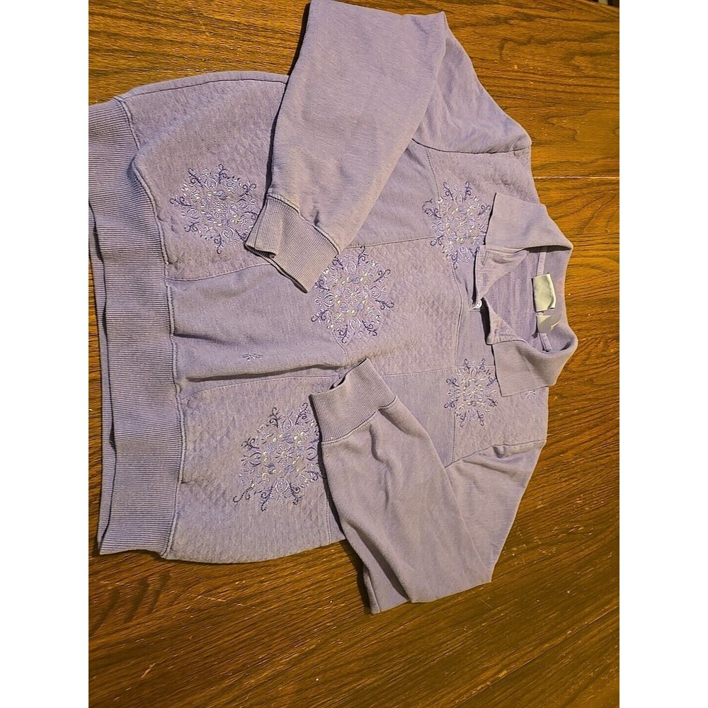 Alfred Dunner Womens Sweatshirt Size M Purple Embroidered, Button Long Sleeve